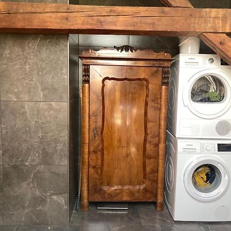 Altbau Zimmer In Аниф Экстерьер фото
